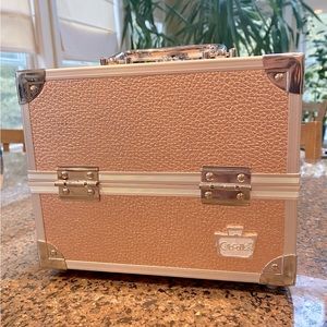 Caboodles makeup or jewelry organizer
